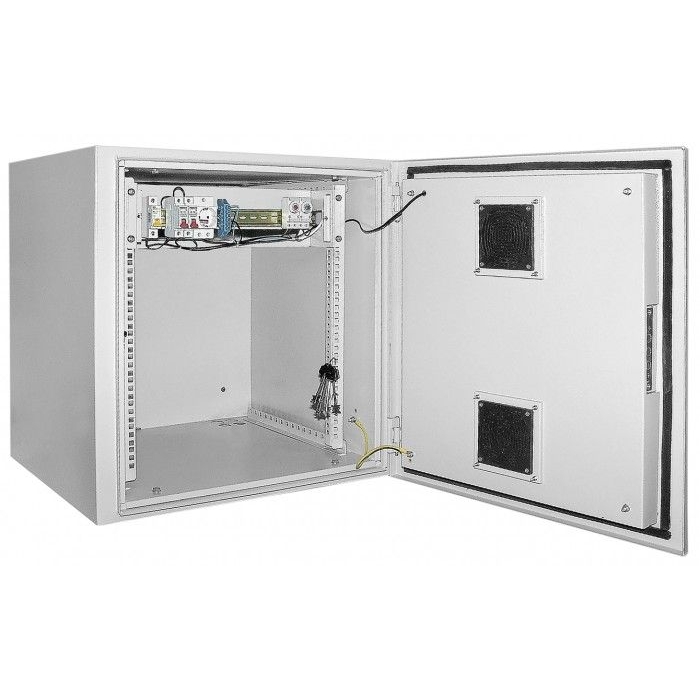 На фото: шкаф уличный 19” lo35-15u66-m55 ITK LINEA O бренда IEK (ИЭК) 