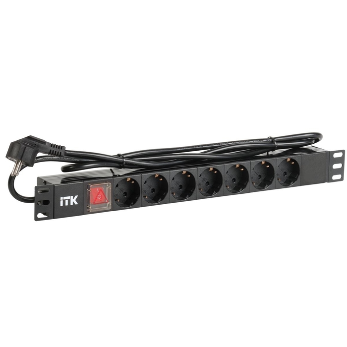На фото: блоки розеток ITK PDU ph12-7d1-p