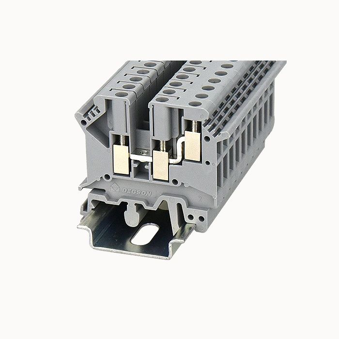 На фото: Клеммы проходные pc4-tw-01p-12-00z(h) DEGSON (Дегсон) 