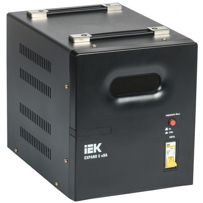 На фото: релейные стабилизаторы напряжения ivs21-1-005-11 IEK (ИЭК)