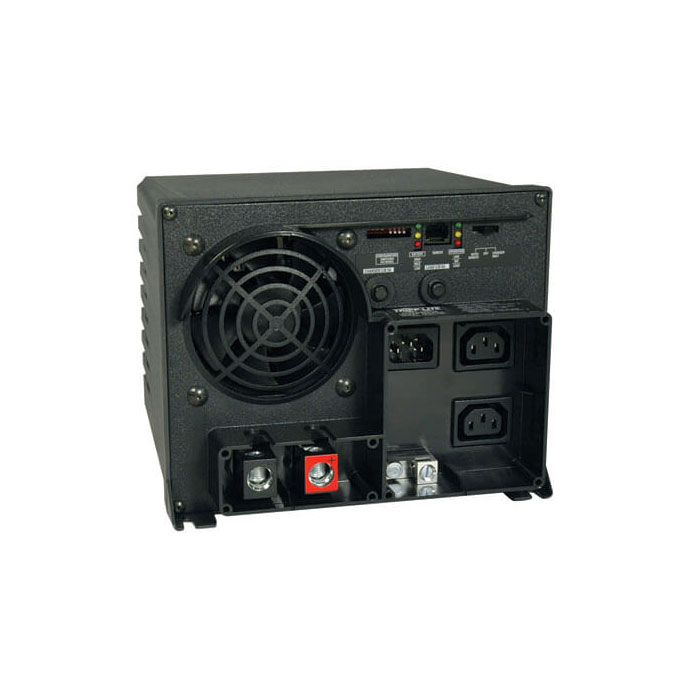 На фото: apsx750 TRIPP LITE