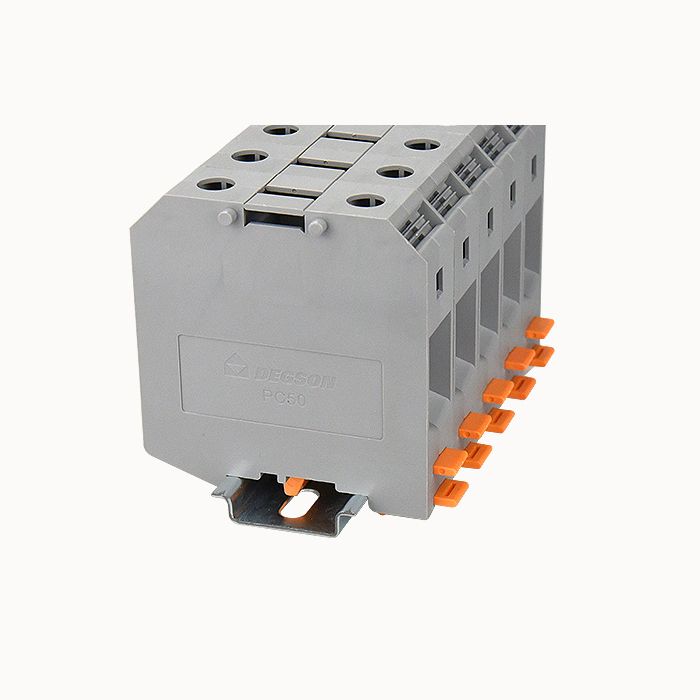 На фото: Клеммы проходные pc50-01p-16-00z(h) DEGSON (Дегсон) 