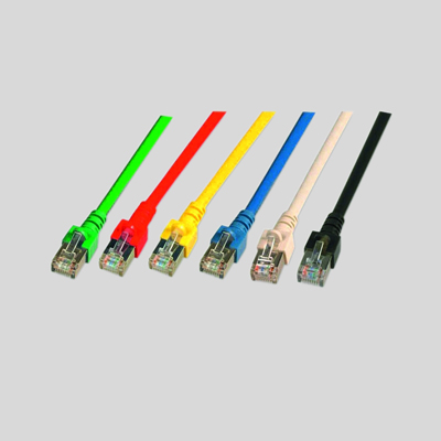На фото: патч-корды rj-45 patchk. s-stp kat.6 halogenfrei 5.0m, голубой HELUKABEL (Хелукабель)