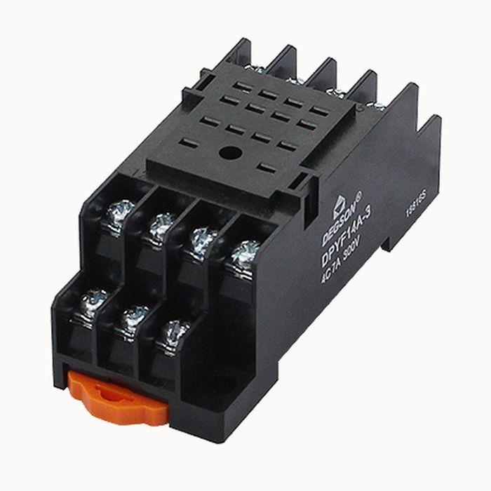 На фото розетка для реле dpyf14a-3-00a(h) DEGSON 