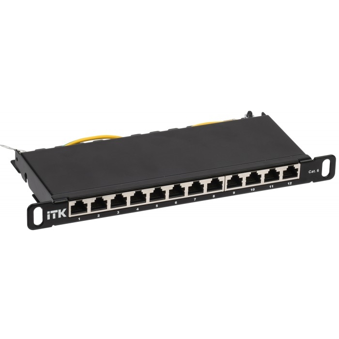 На фото: патч панели pp12-d05uc06s-d05-10 IEK (ИЭК)