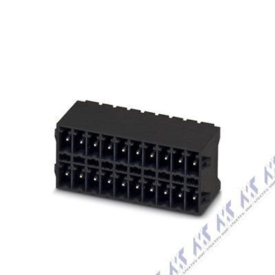 На фото: штекерные разъемы для печатных плат mcdn 1,5/17-g1-3,5 rnp26thr Phoenix Contact