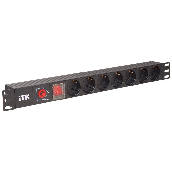 На фото: блоки розеток ITK PDU ph13-7d3